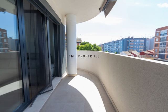 Piso de 3 habitaciones en València ciudad en alquiler con piscina garaje - 2.100 € (Ref: 9832892)