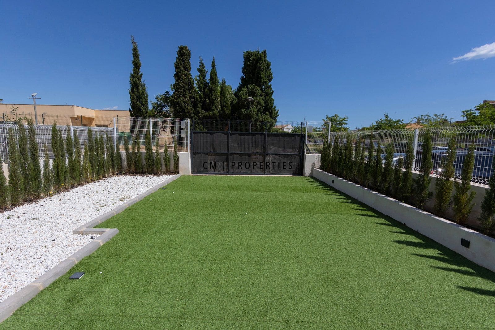 Piso de 3 habitaciones en València ciudad en alquiler con piscina garaje - 2.100 € (Ref: 9832892)