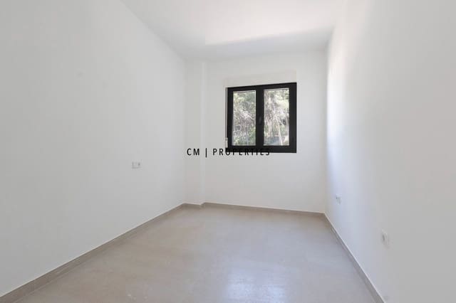 4 Zimmer Villa zu verkaufen in Chiva - 483.000 € (Ref: 9832894)