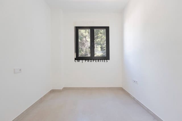 4 Zimmer Villa zu verkaufen in Chiva - 483.000 € (Ref: 9832894)