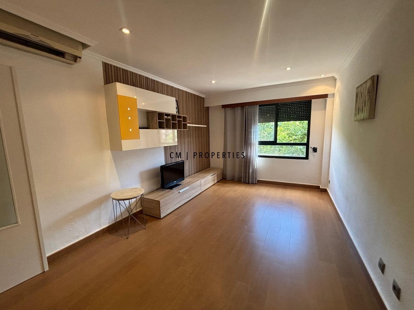 3 slaapkamer Flat te huur in Valencia stad - € 1.400 (Ref: 9834036)