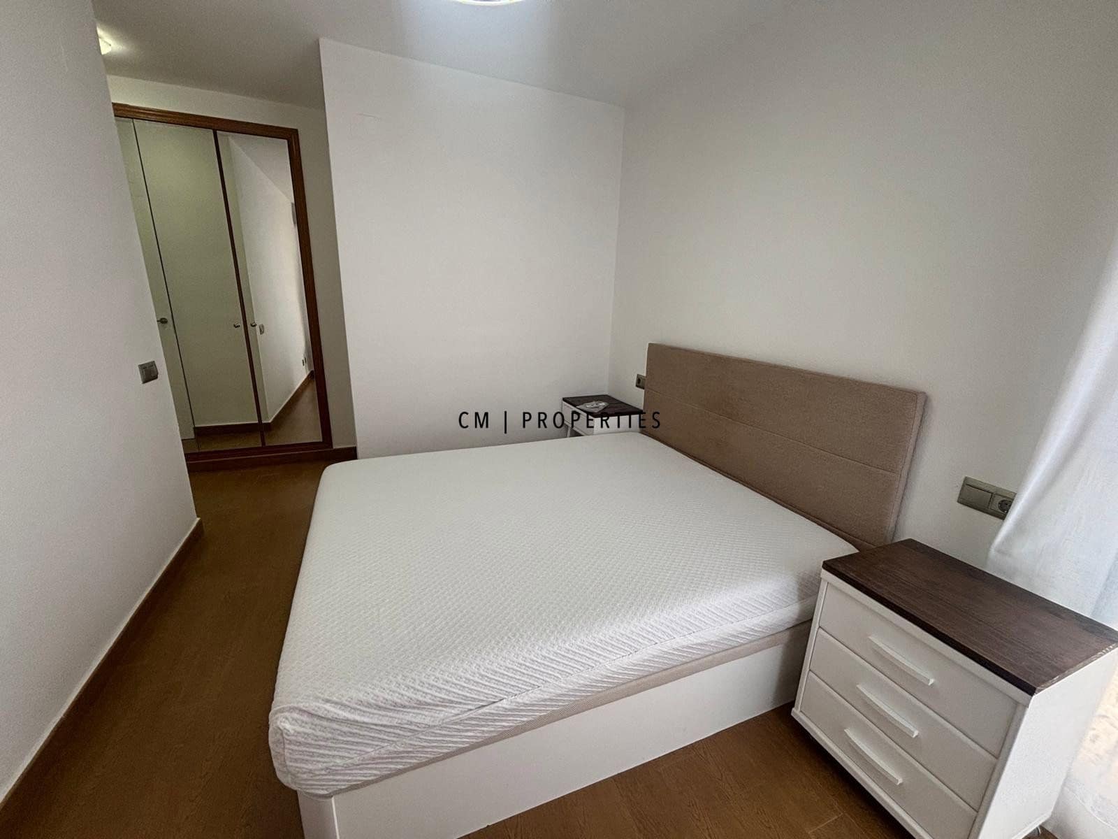 3 slaapkamer Flat te huur in Valencia stad - € 1.400 (Ref: 9834036)