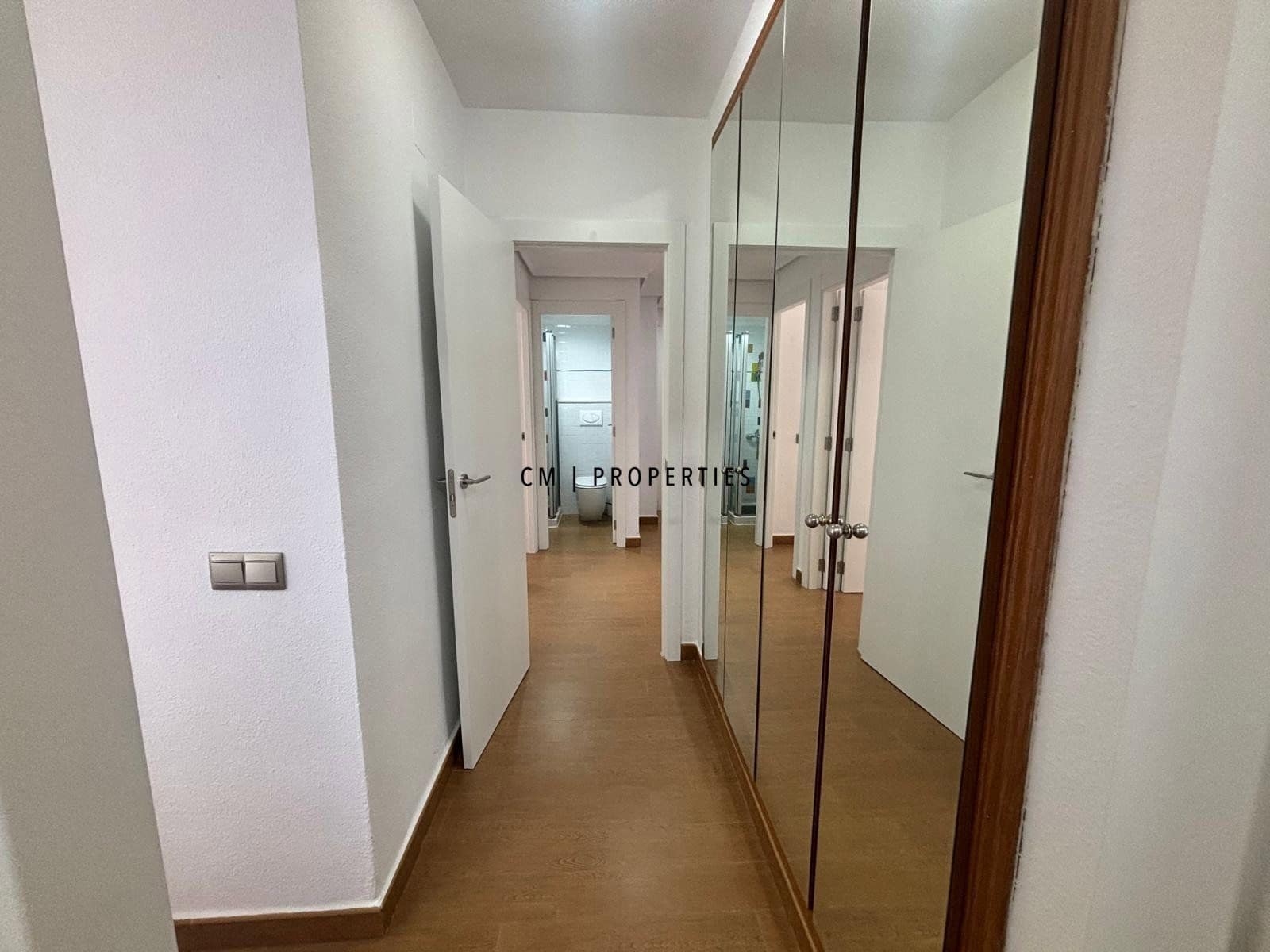 3 slaapkamer Flat te huur in Valencia stad - € 1.400 (Ref: 9834036)