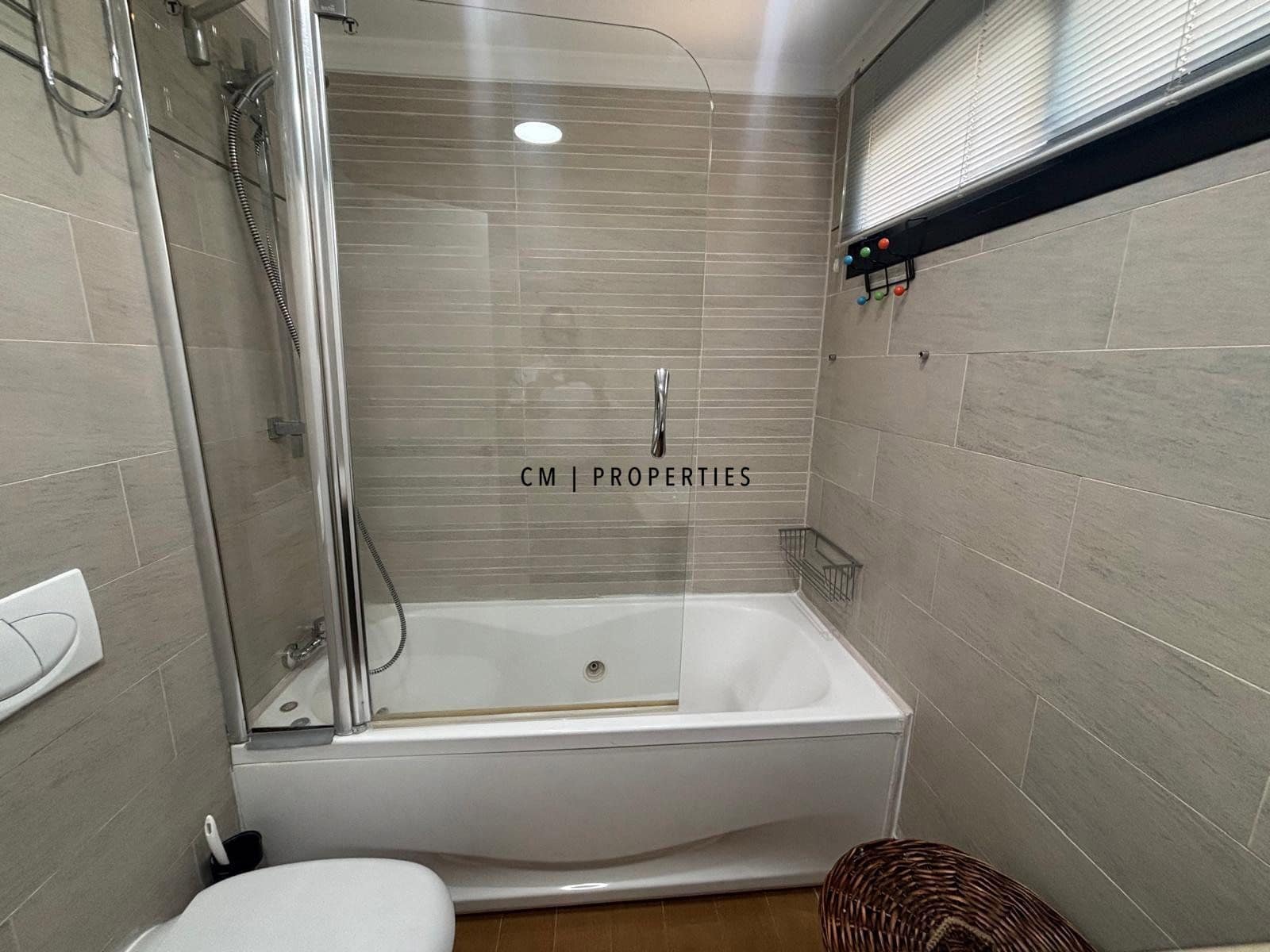 3 slaapkamer Flat te huur in Valencia stad - € 1.400 (Ref: 9834036)
