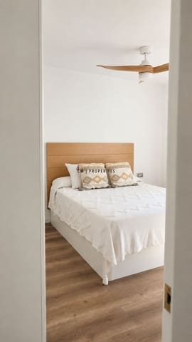 2 soveværelse Lejlighed til leje i Ciutat Vella, Valencia by med garage - € 2.600 (Ref: 9834242)