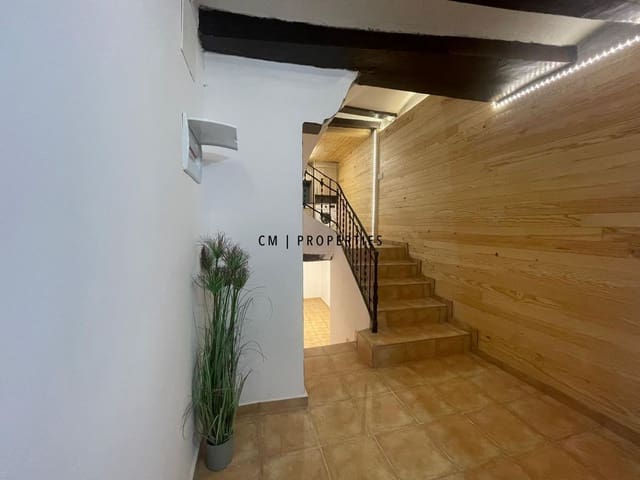 4 sovrum Villa till salu i Alicante stad - 89 700 € (Ref: 9834243)