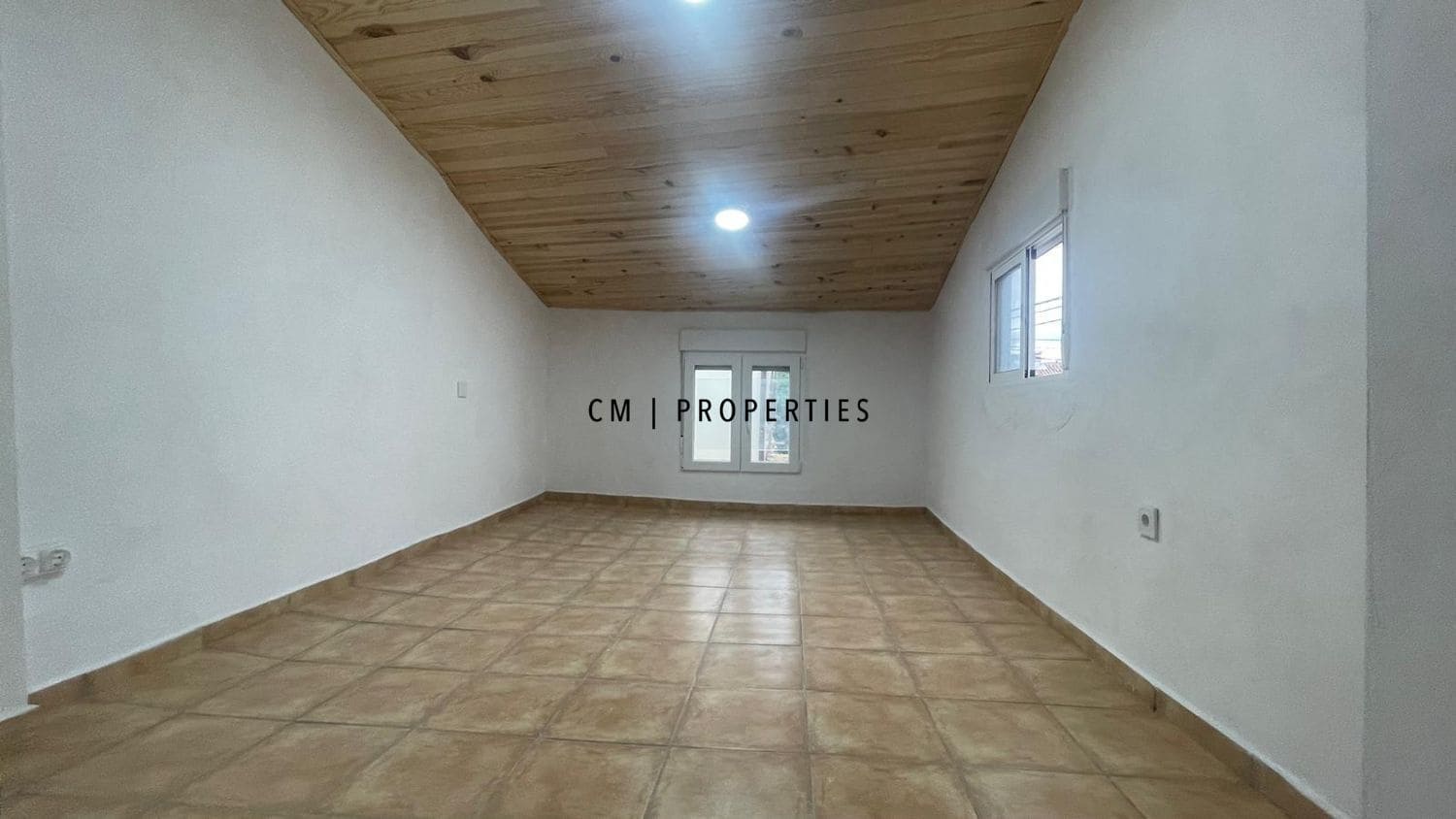 4 sovrum Villa till salu i Alicante stad - 89 700 € (Ref: 9834243)
