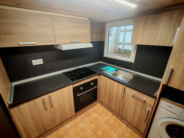 4 makuuhuone Huvila myytävänä paikassa Alicante kaupunki - 89 700 € (Ref: 9834243)