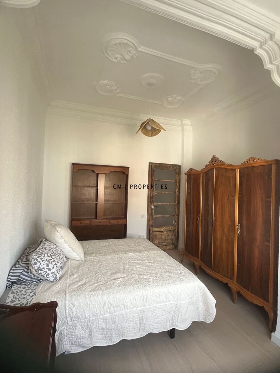 4 bedroom Flat for rent in Valencia city - € 1,775 (Ref: 9834660)