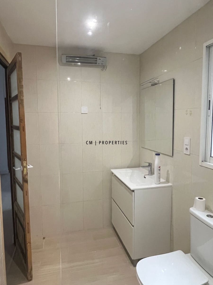 4 bedroom Flat for rent in Valencia city - € 1,775 (Ref: 9834660)