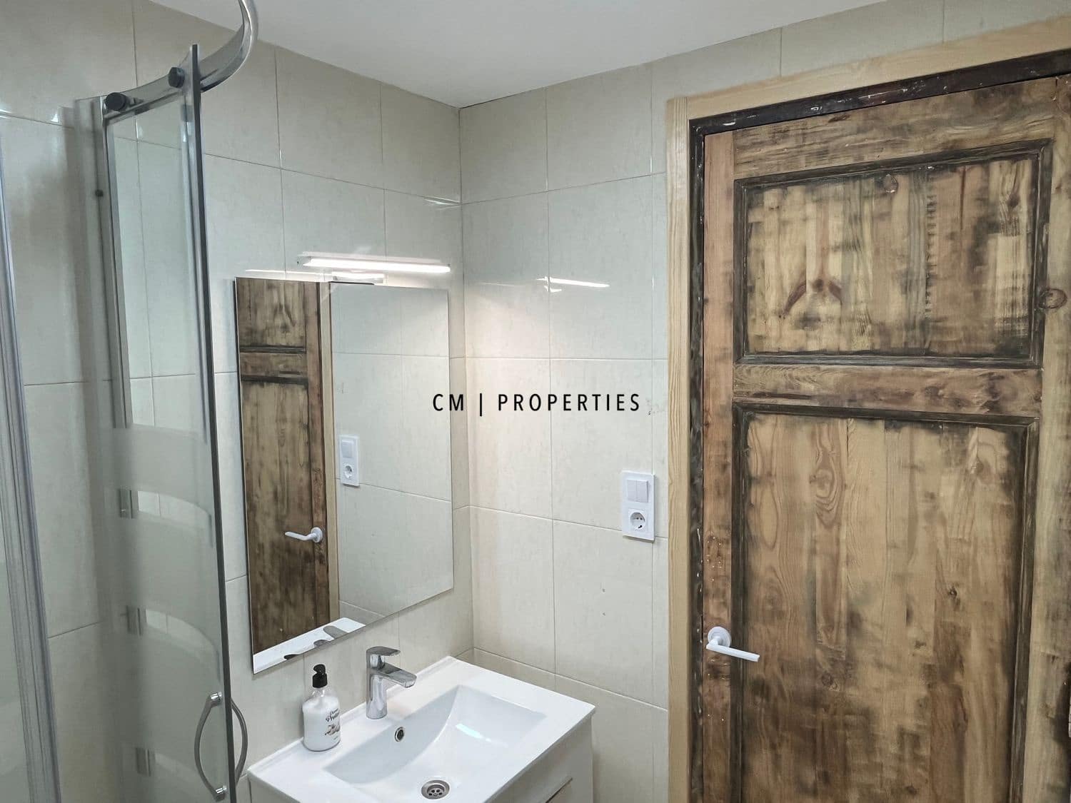 4 bedroom Flat for rent in Valencia city - € 1,775 (Ref: 9834660)