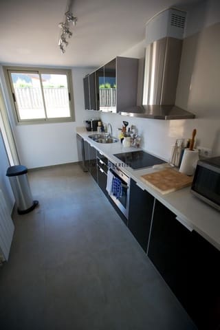Chalet de 3 habitaciones en Bétera en alquiler con piscina garaje - 2.500 € (Ref: 9838729)