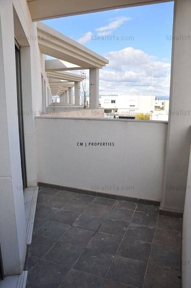 Chalet de 3 habitaciones en Bétera en alquiler con piscina garaje - 2.500 € (Ref: 9838729)