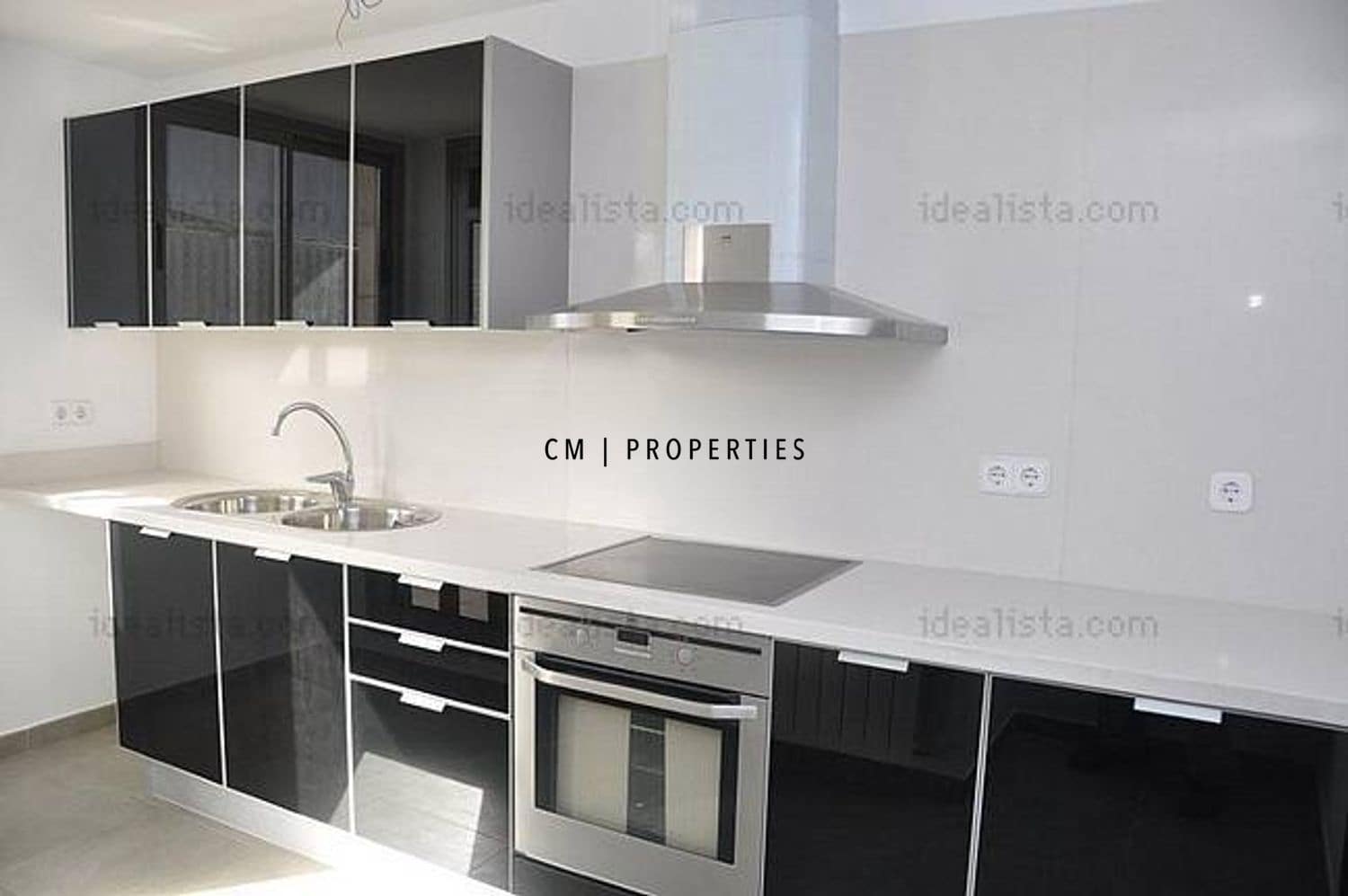 Chalet de 3 habitaciones en Bétera en alquiler con piscina garaje - 2.500 € (Ref: 9838729)
