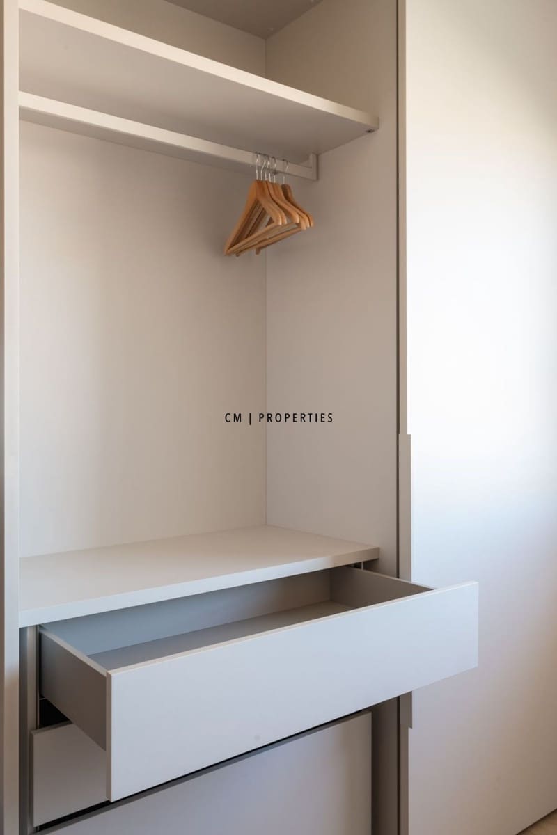 3 bedroom Flat for rent in Valencia city with garage - € 1,950 (Ref: 9841416)
