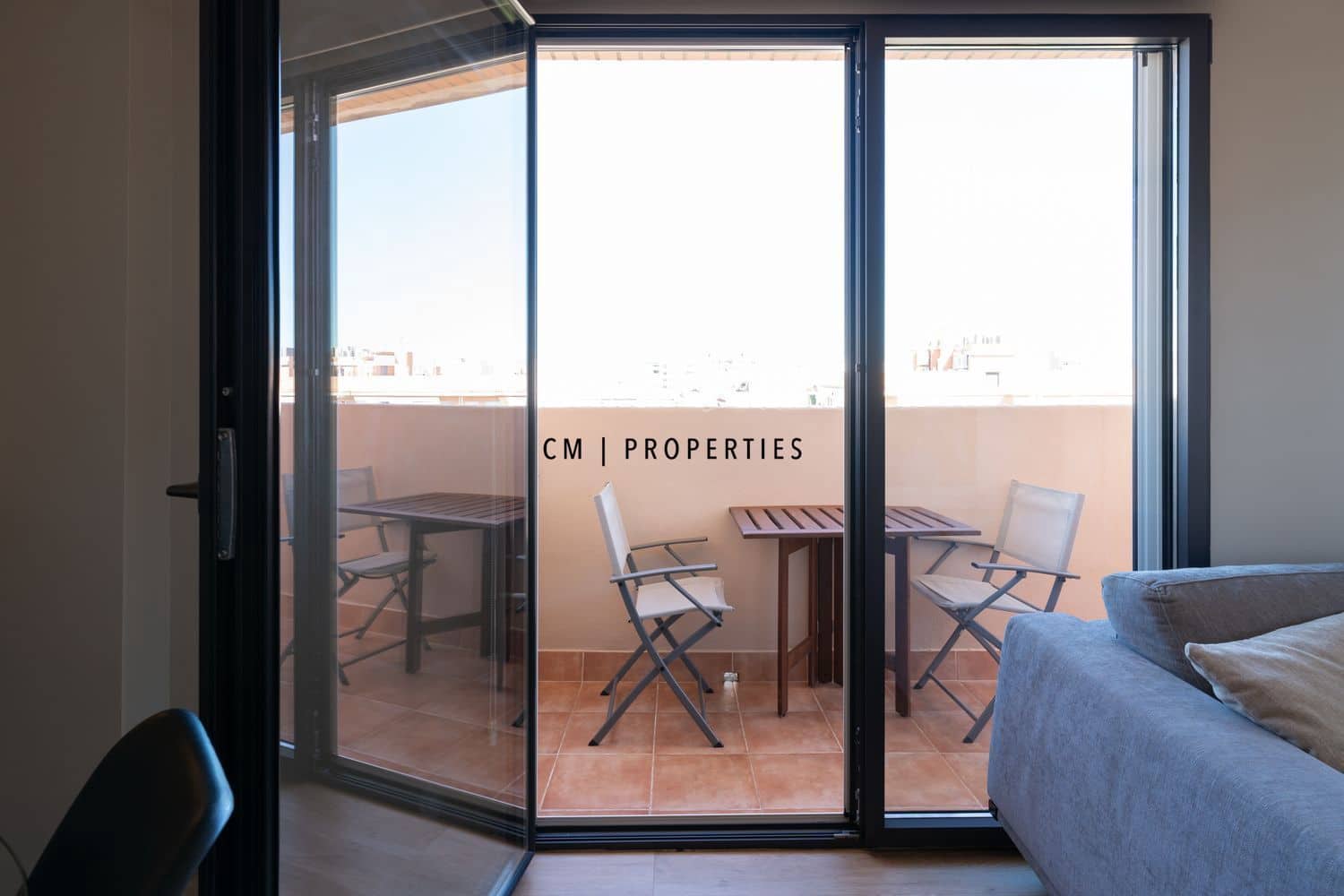 3 bedroom Flat for rent in Valencia city with garage - € 1,950 (Ref: 9841416)