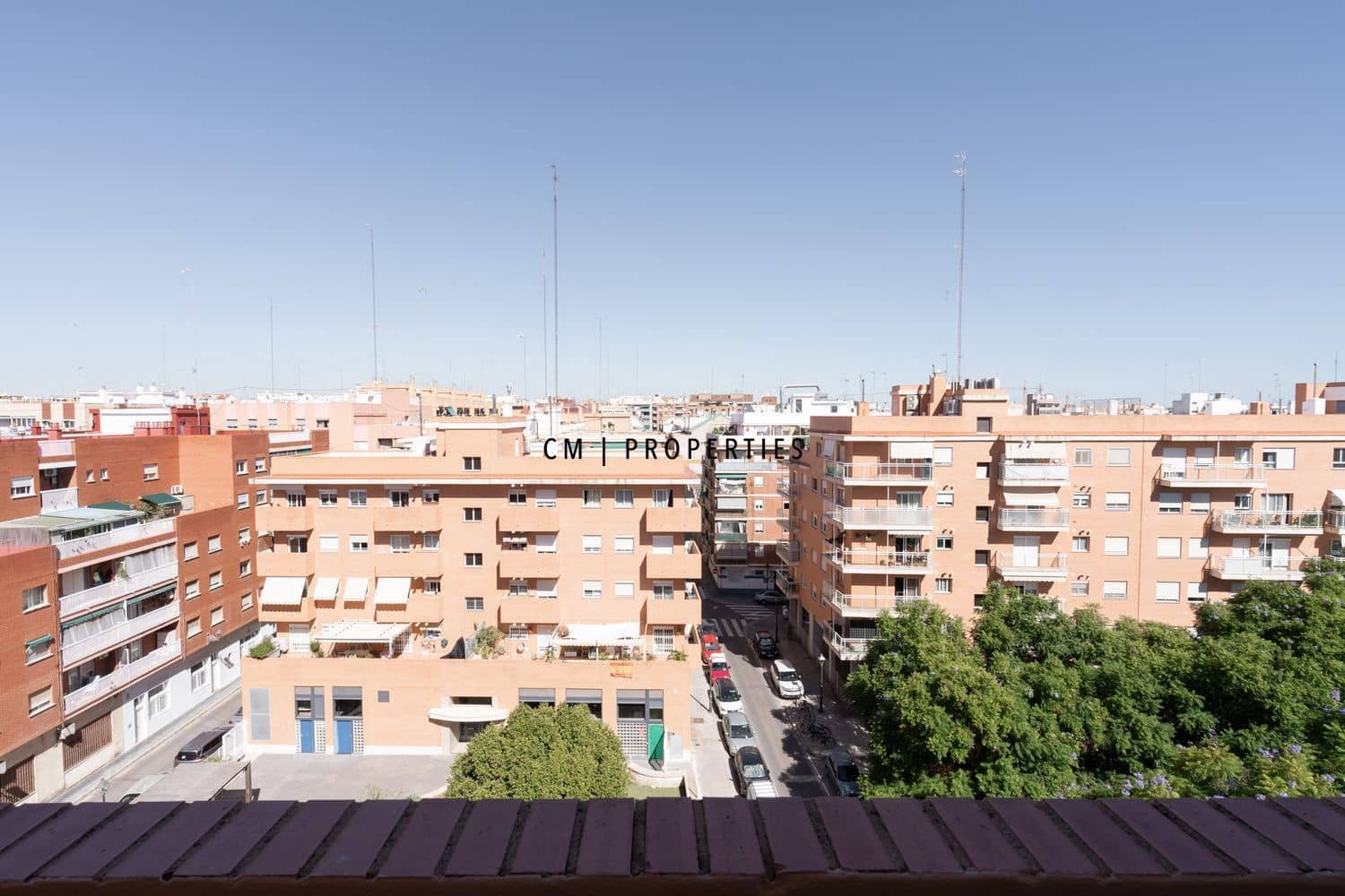 3 bedroom Flat for rent in Valencia city with garage - € 1,950 (Ref: 9841416)