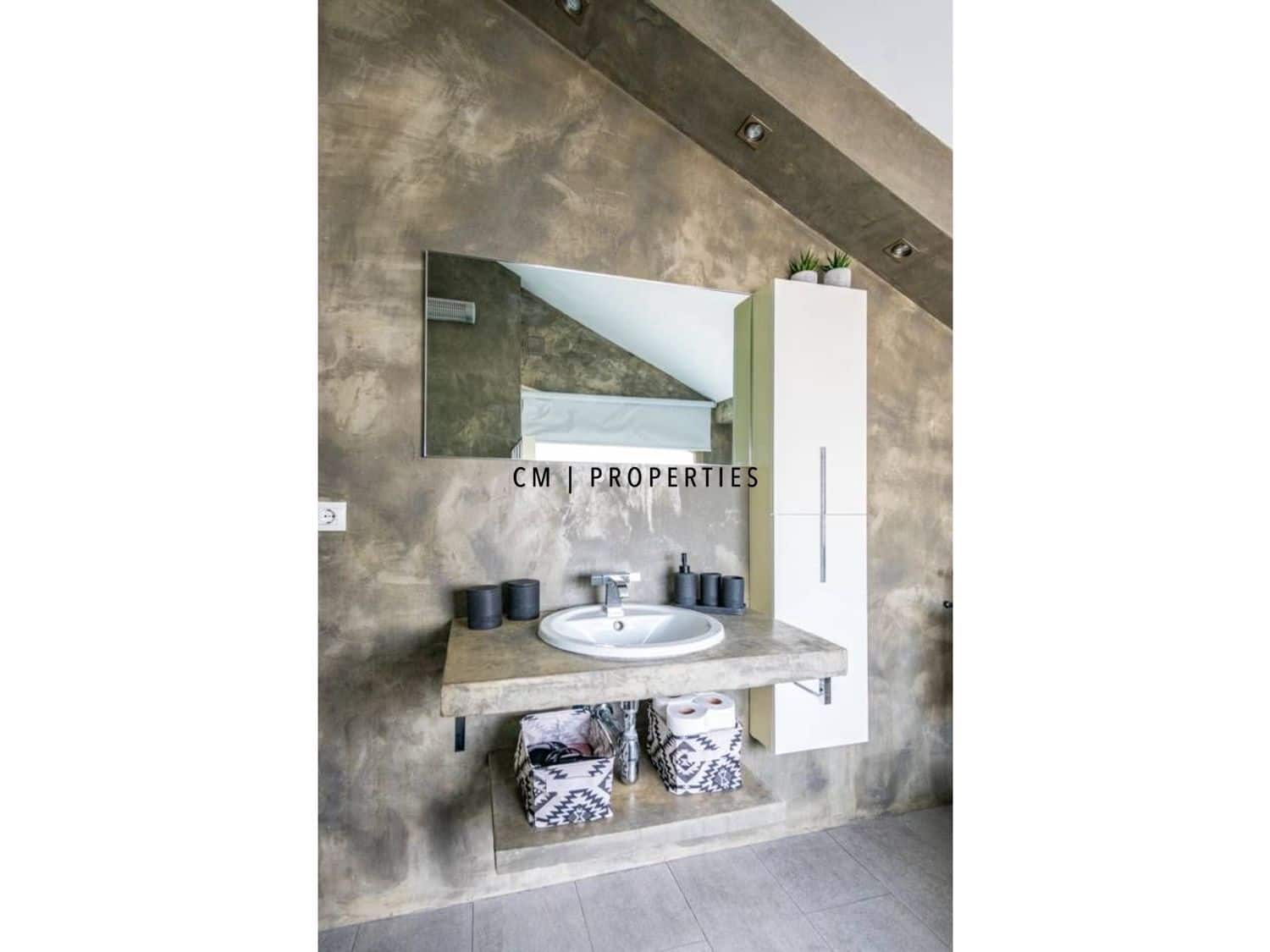 3 bedroom Flat for rent in Valencia city with garage - € 2,500 (Ref: 9844209)