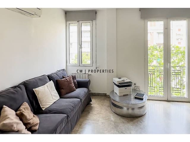 3 bedroom Flat for rent in El Pla del Real, Valencia city with garage - € 2,500 (Ref: 9844209)