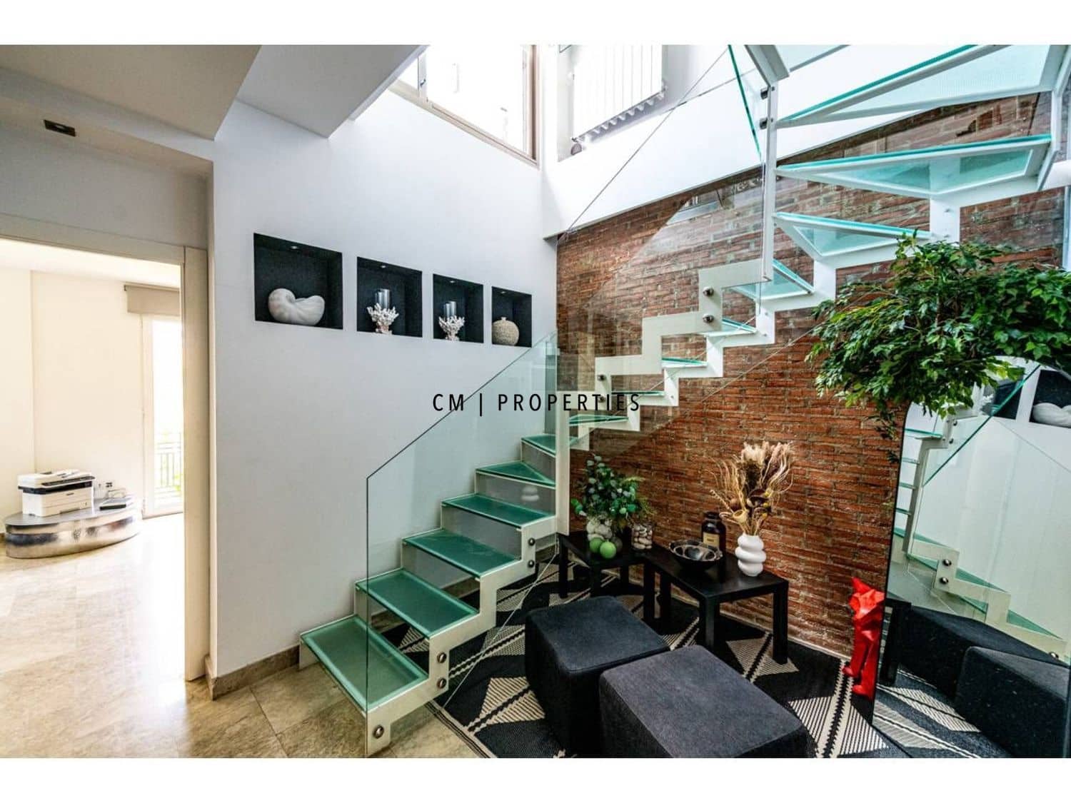 3 bedroom Flat for rent in Valencia city with garage - € 2,500 (Ref: 9844209)