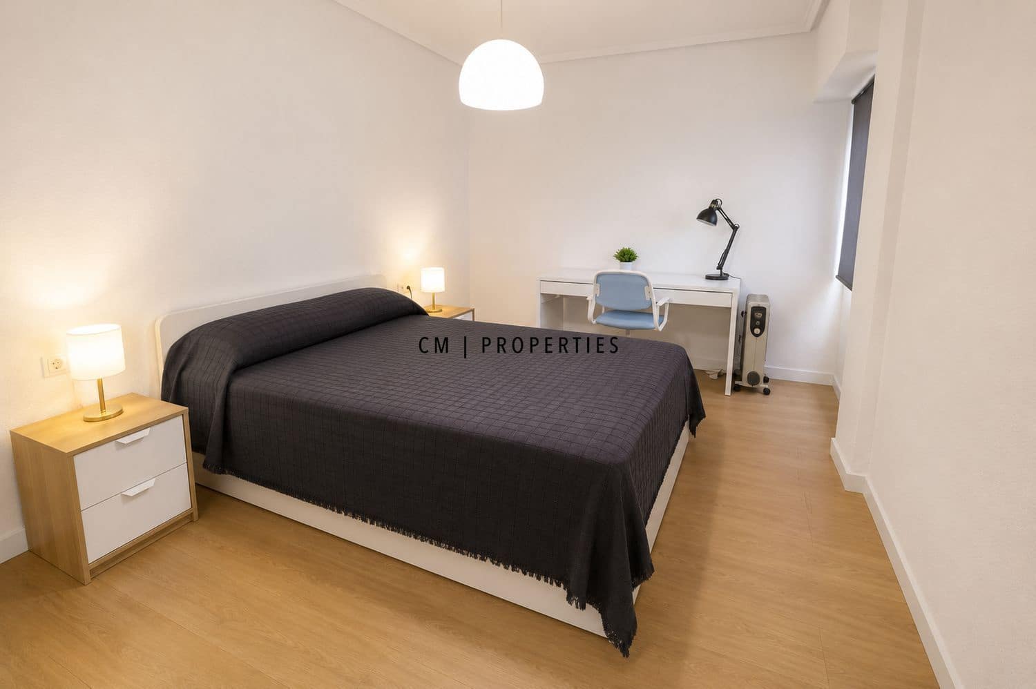 4 bedroom Flat for rent in Valencia city - € 1,800 (Ref: 9847580)