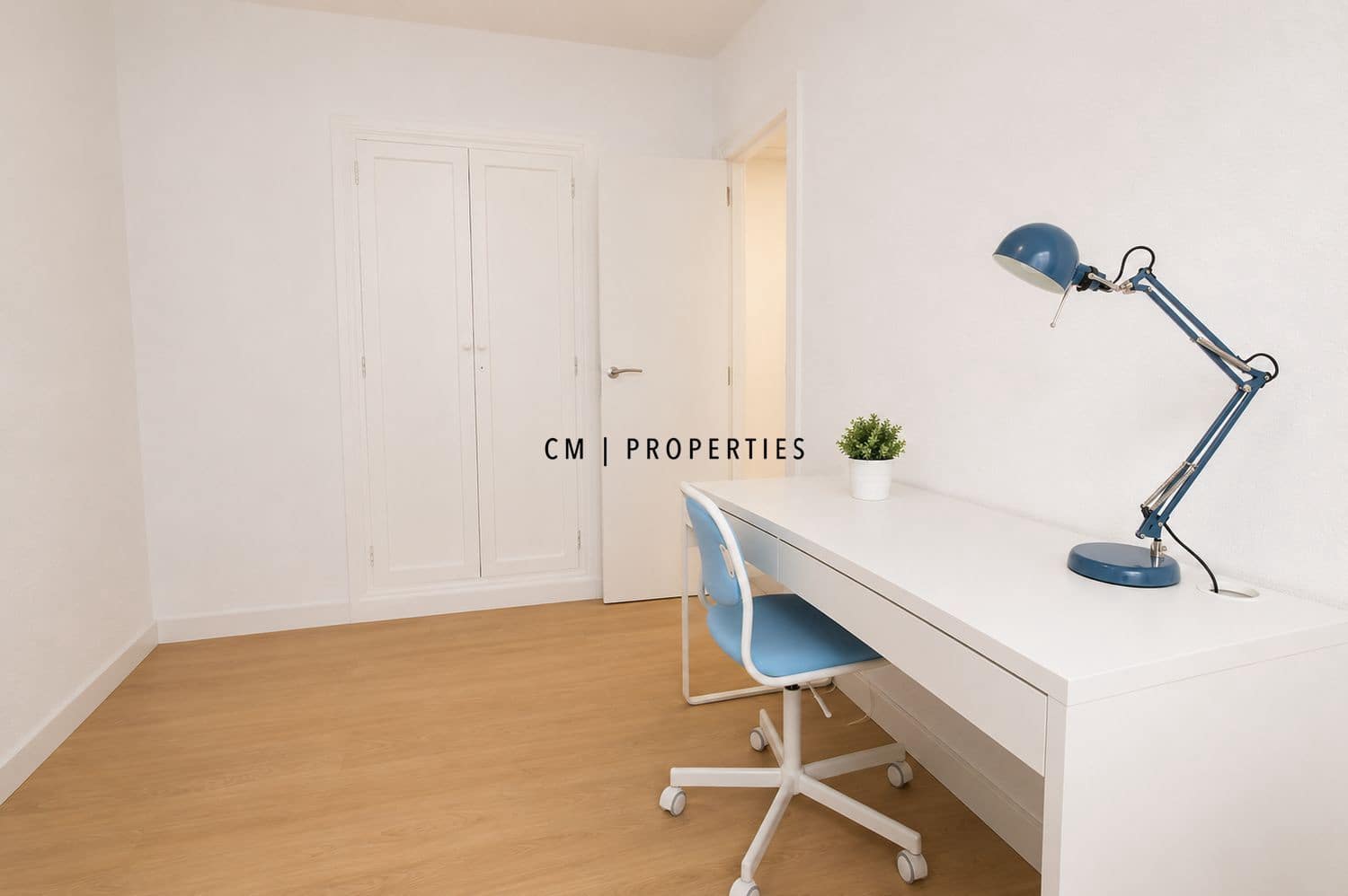 4 bedroom Flat for rent in Valencia city - € 1,800 (Ref: 9847580)