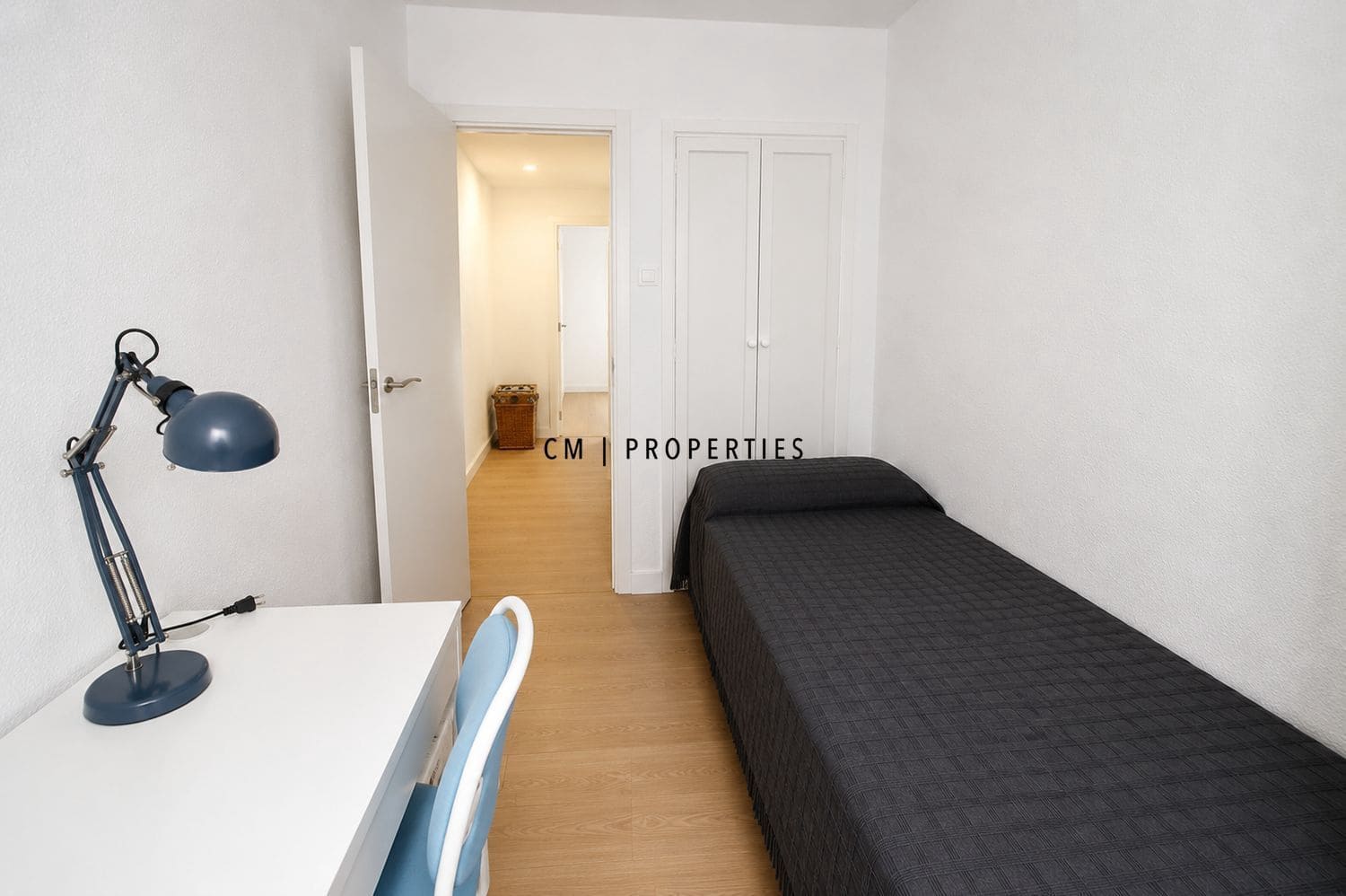 4 bedroom Flat for rent in Valencia city - € 1,800 (Ref: 9847580)
