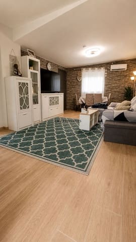 3 sovrum Villa att hyra i Chiva med pool garage - 1 900 € (Ref: 9848122)
