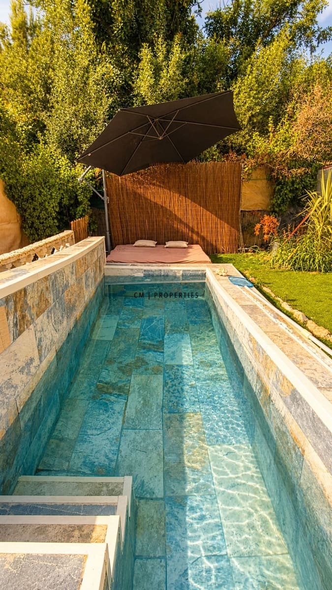 3 bedroom Villa for rent in Chiva with pool garage - € 1,900 (Ref: 9848122)