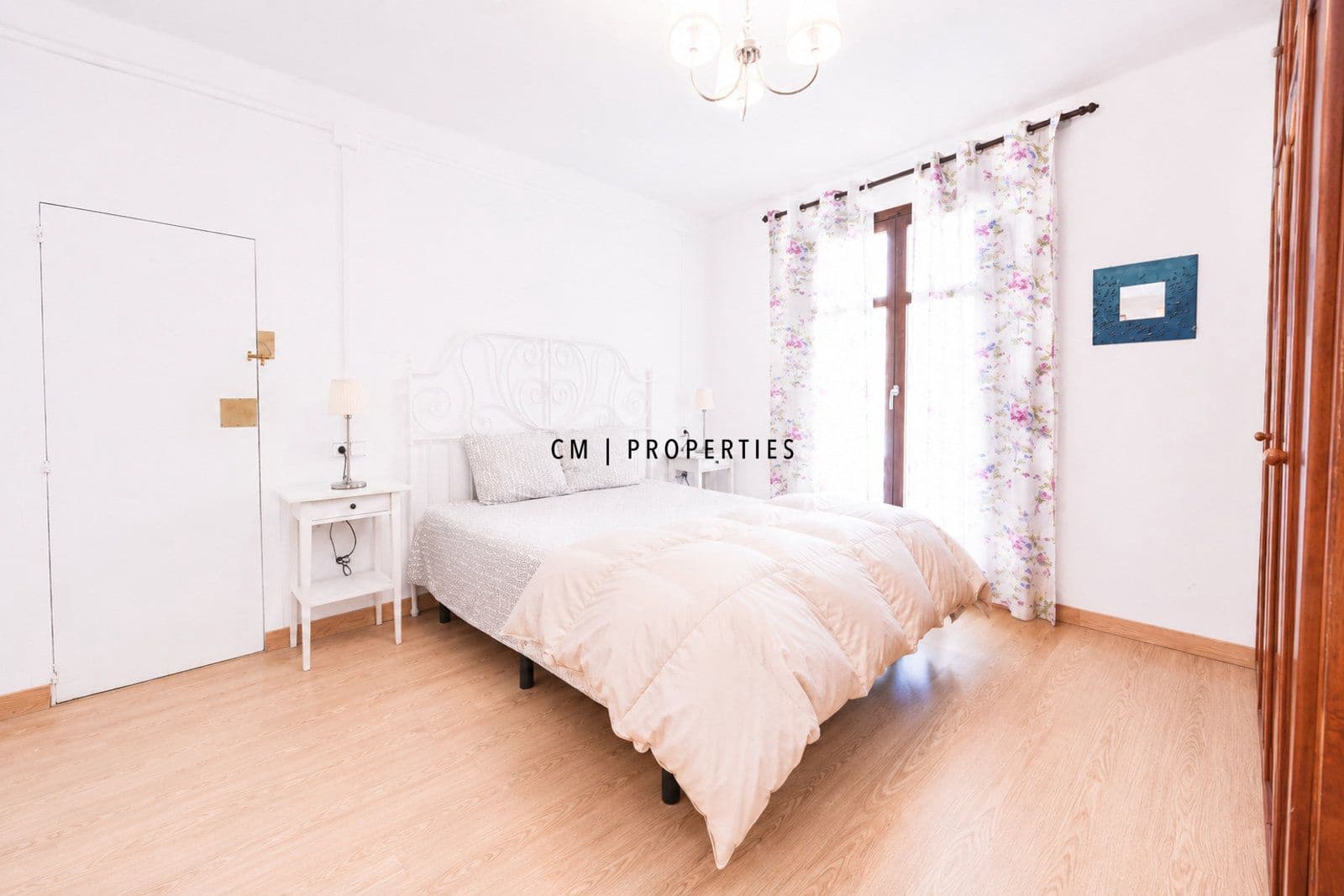 3 sovrum Lägenhet att hyra i Valencia stad - 1 800 € (Ref: 9850113)