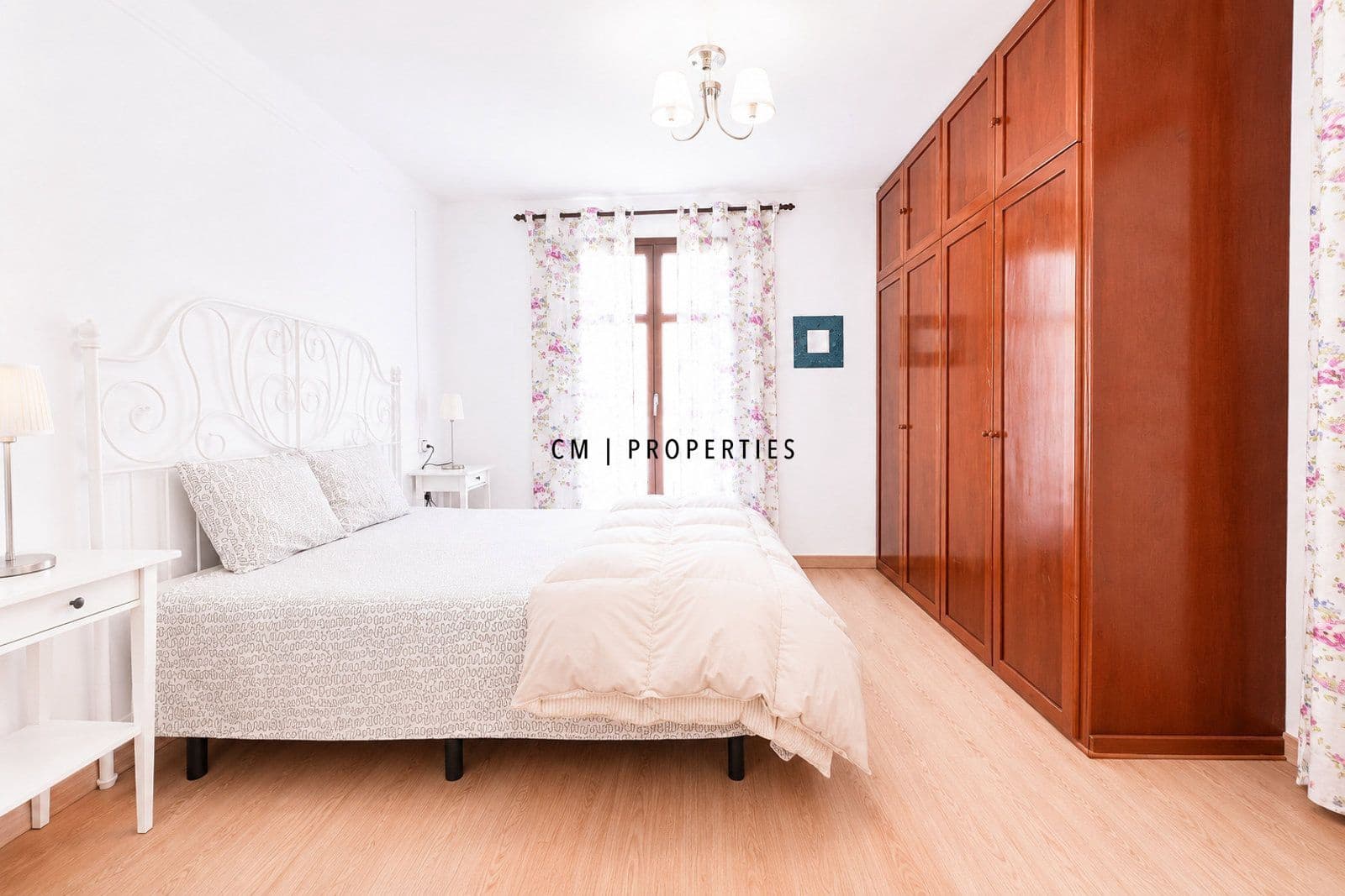 3 sovrum Lägenhet att hyra i Valencia stad - 1 800 € (Ref: 9850113)