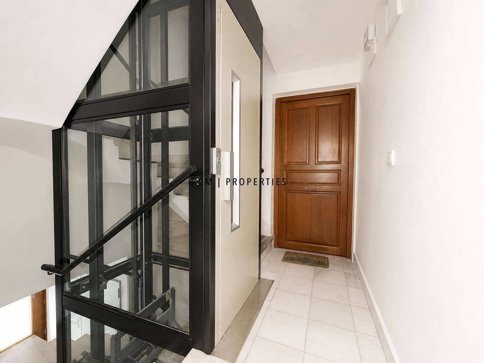 3 sovrum Lägenhet att hyra i Valencia stad - 1 800 € (Ref: 9850113)