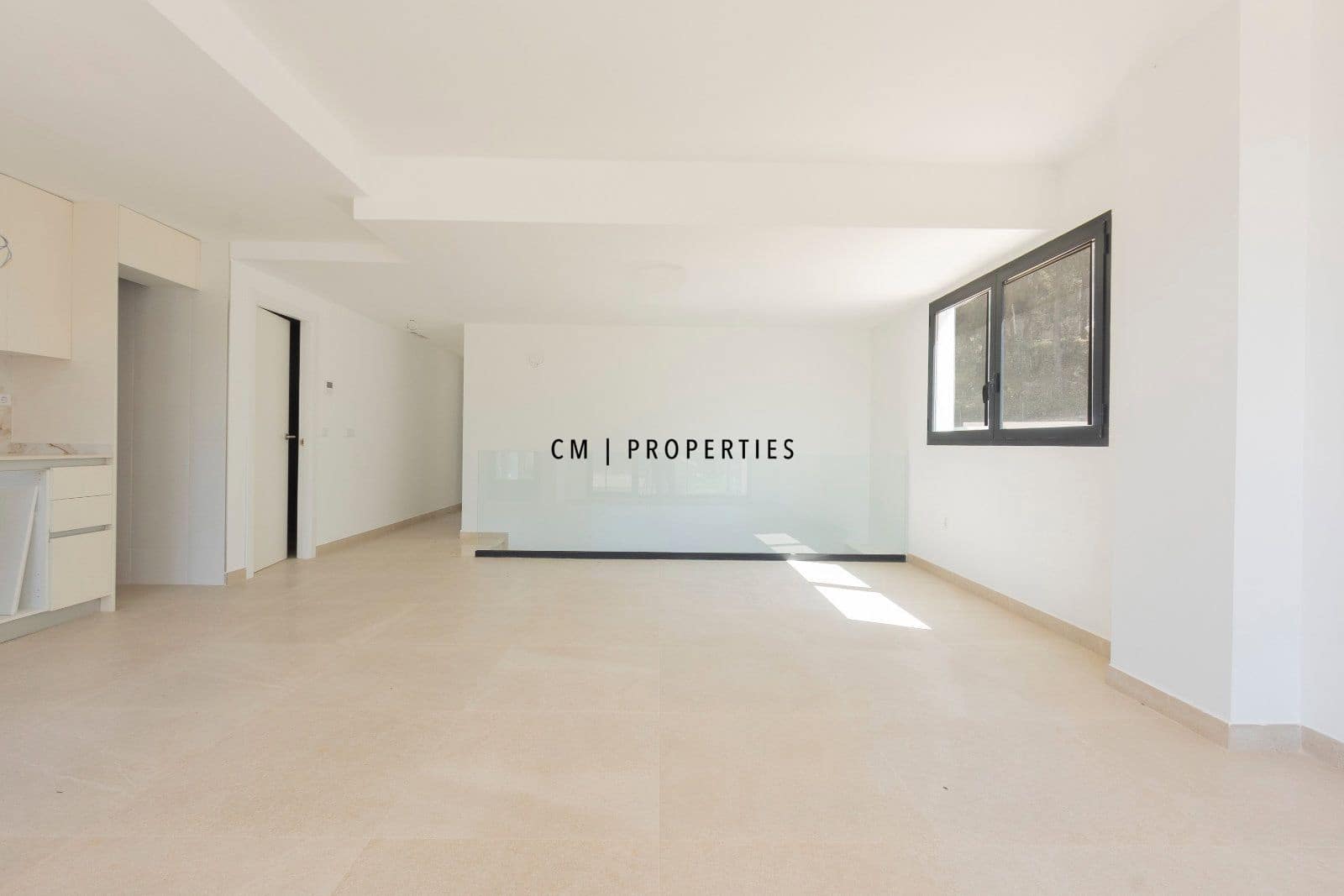 3 bedroom Villa for sale in Chiva - € 483,000 (Ref: 9850499)