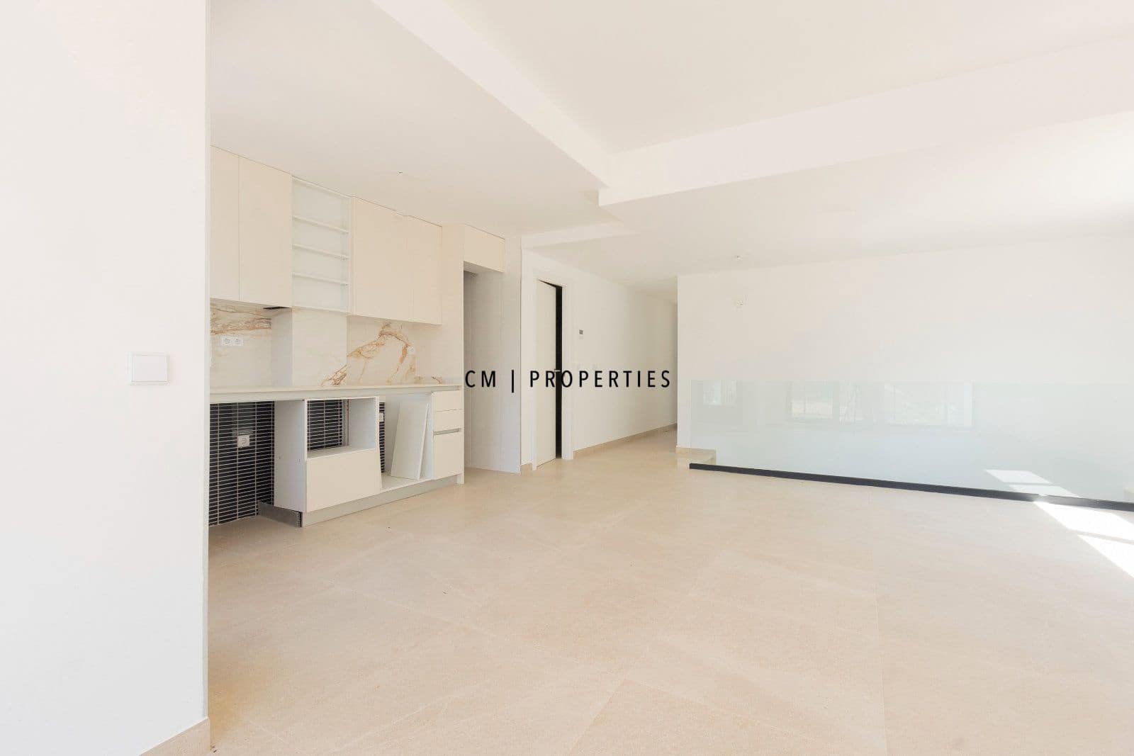 3 bedroom Villa for sale in Chiva - € 483,000 (Ref: 9850499)
