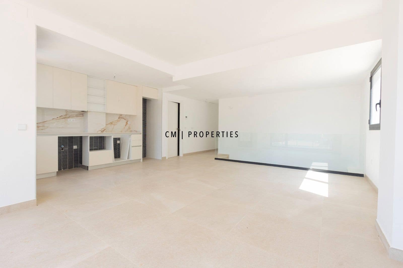 3 bedroom Villa for sale in Chiva - € 483,000 (Ref: 9850499)