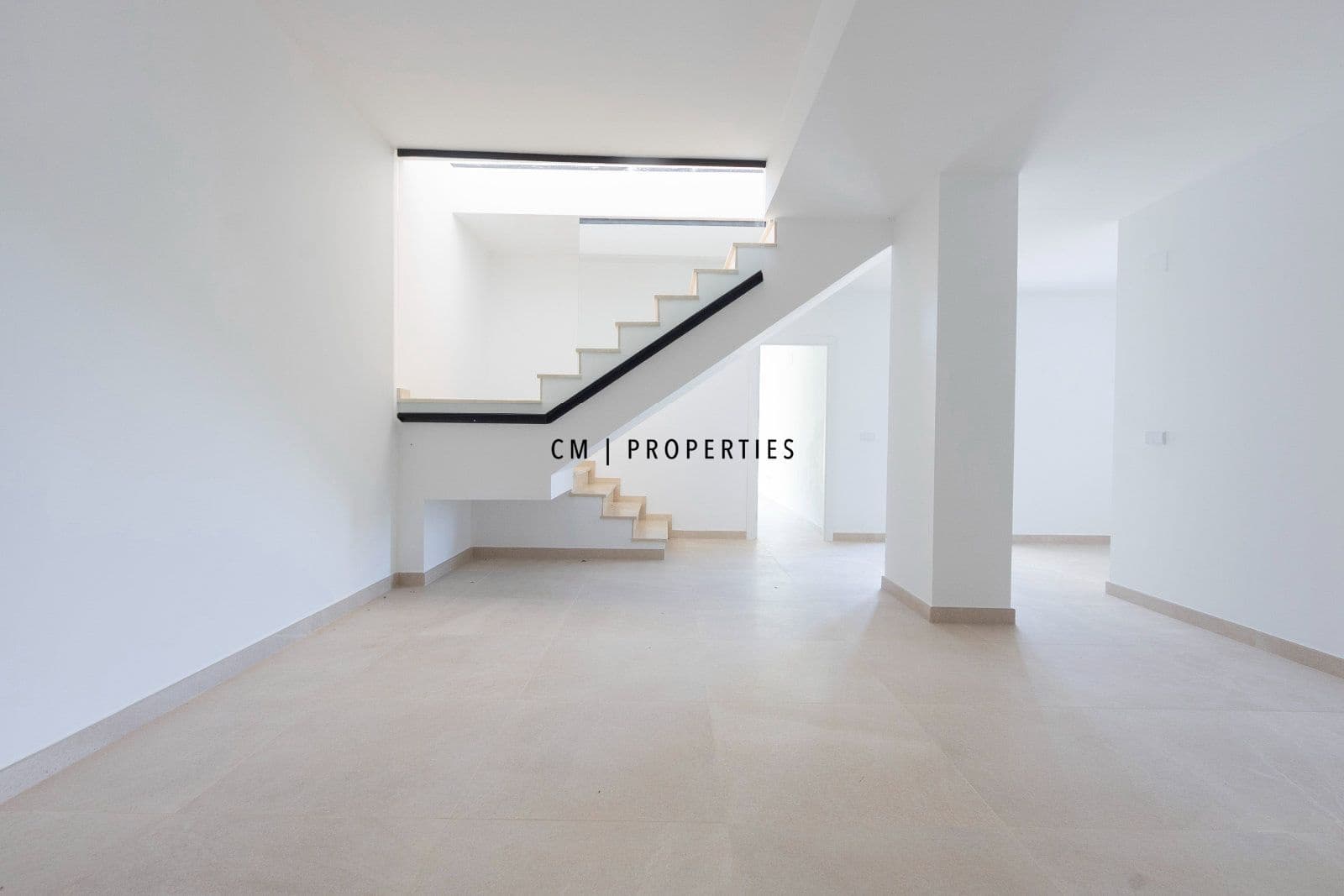 3 bedroom Villa for sale in Chiva - € 483,000 (Ref: 9850499)