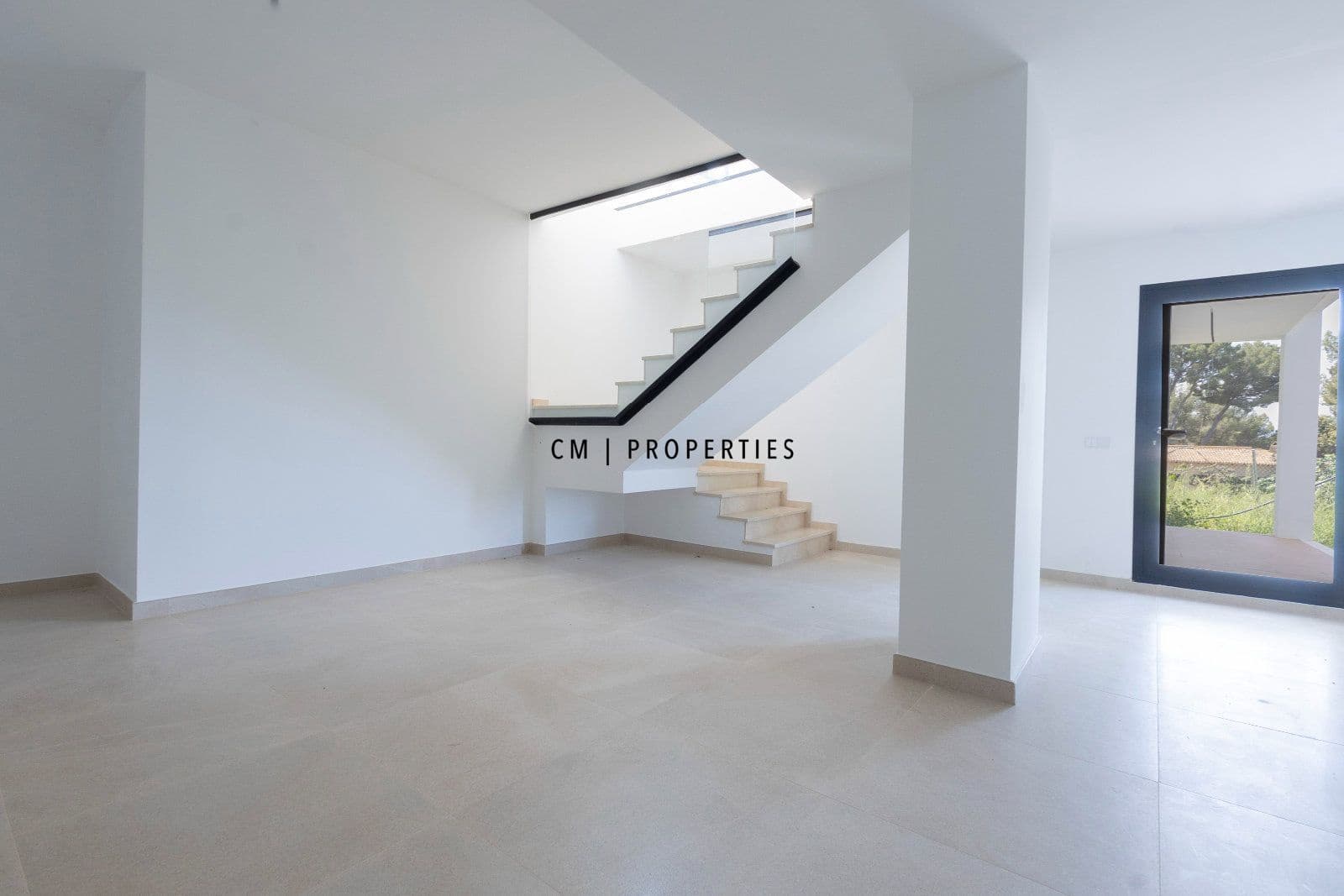 3 bedroom Villa for sale in Chiva - € 483,000 (Ref: 9850499)