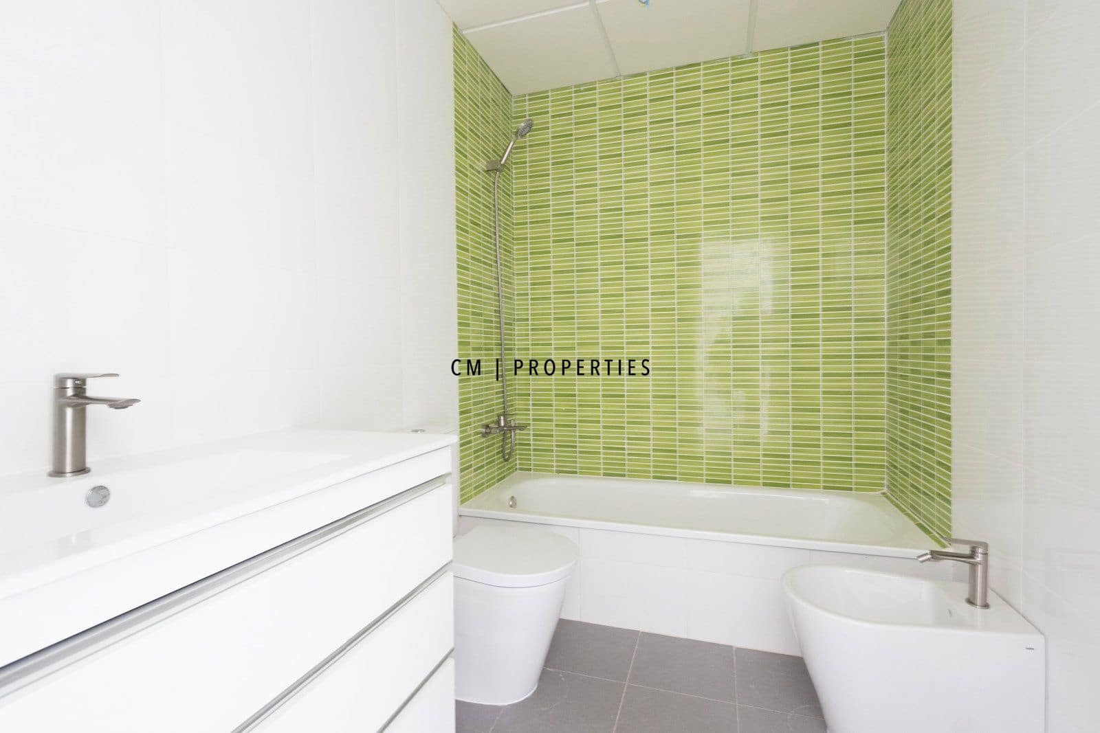 3 bedroom Villa for sale in Chiva - € 483,000 (Ref: 9850499)