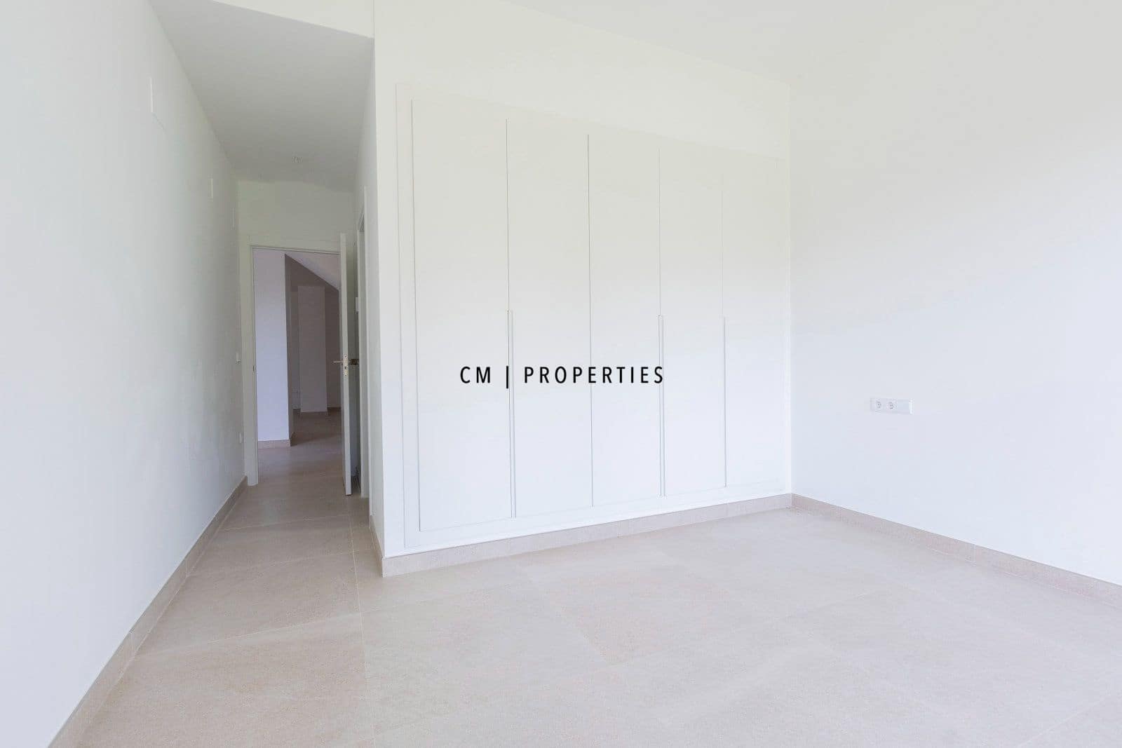 3 bedroom Villa for sale in Chiva - € 483,000 (Ref: 9850499)