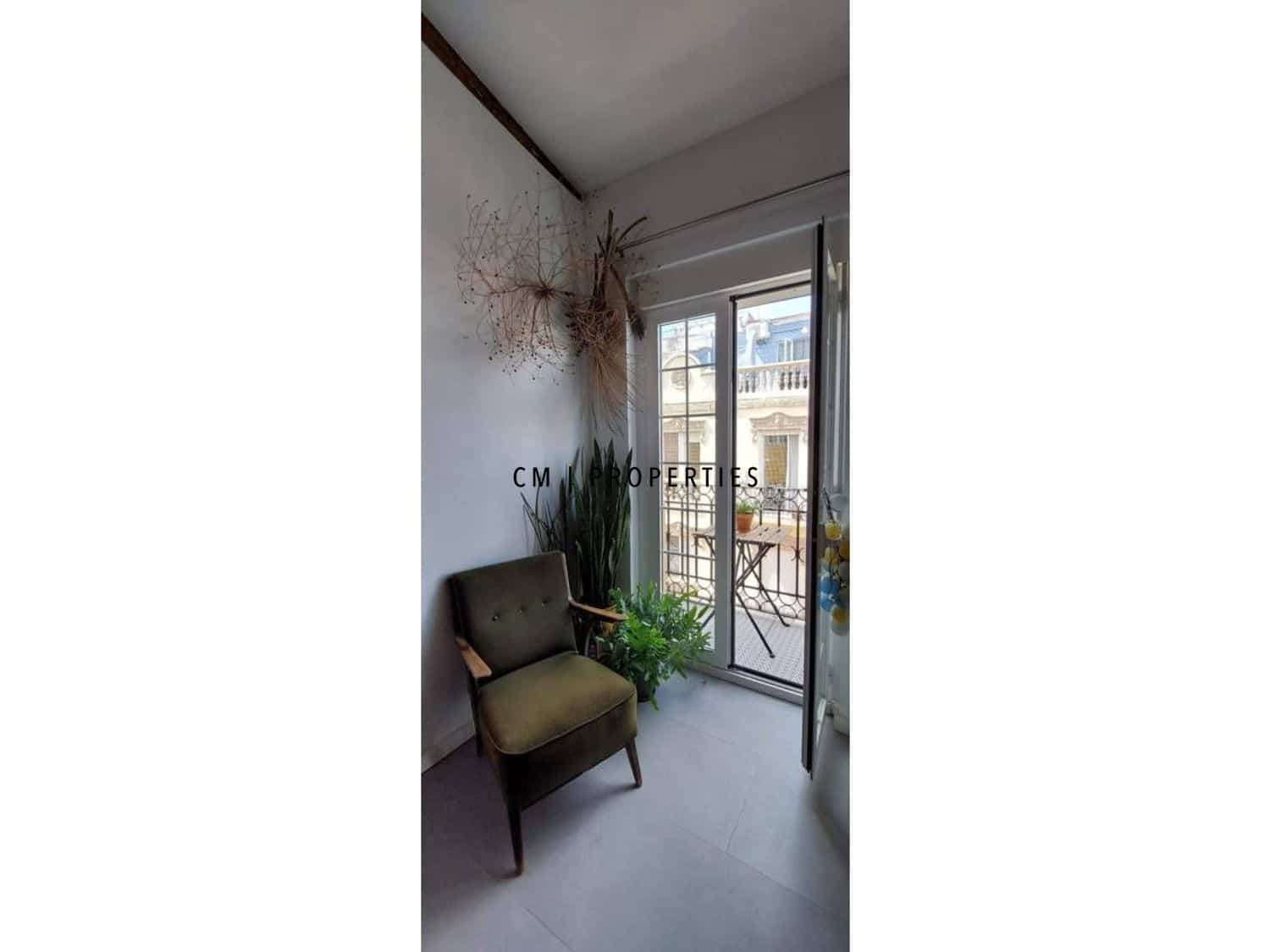 1 soveværelse Lejlighed til leje i Valencia by - € 1.300 (Ref: 9854511)