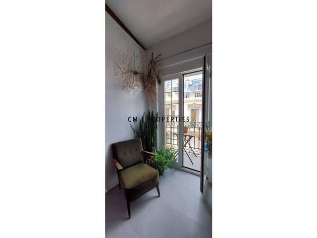 1 soveværelse Lejlighed til leje i Extramurs, Valencia by - € 1.300 (Ref: 9854511)
