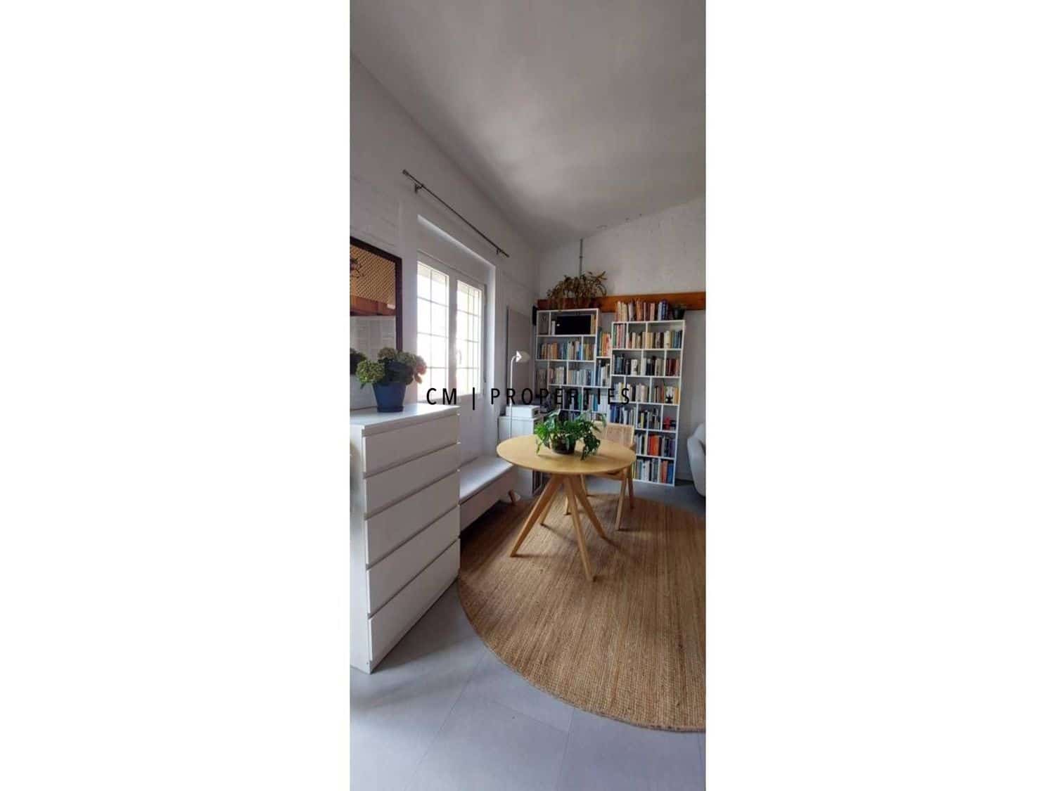 1 soveværelse Lejlighed til leje i Valencia by - € 1.300 (Ref: 9854511)