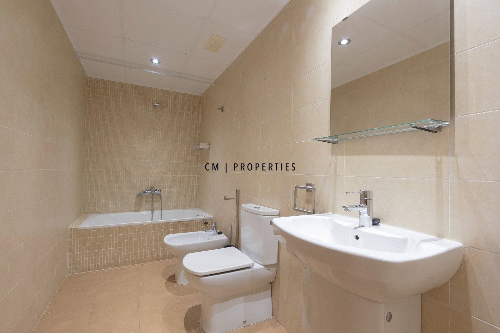 3 bedroom Penthouse for rent in La Pobla de Farnals with pool garage - € 1,300 (Ref: 9854614)