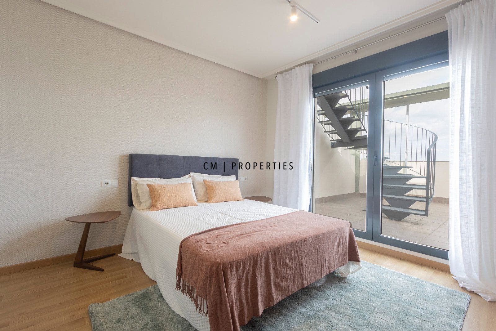 3 bedroom Penthouse for rent in La Pobla de Farnals with pool garage - € 1,300 (Ref: 9854614)