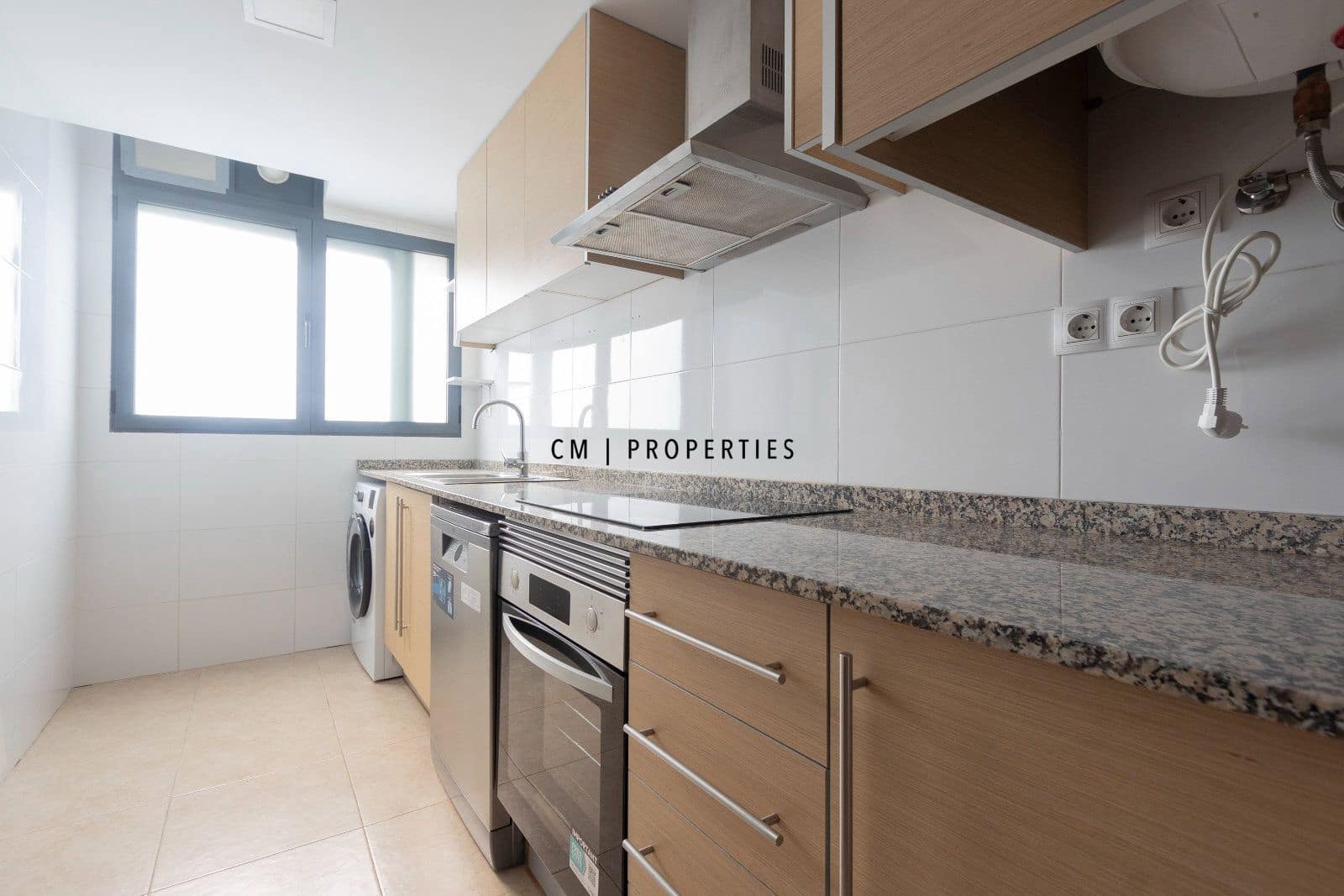 3 bedroom Penthouse for rent in La Pobla de Farnals with pool garage - € 1,300 (Ref: 9854614)