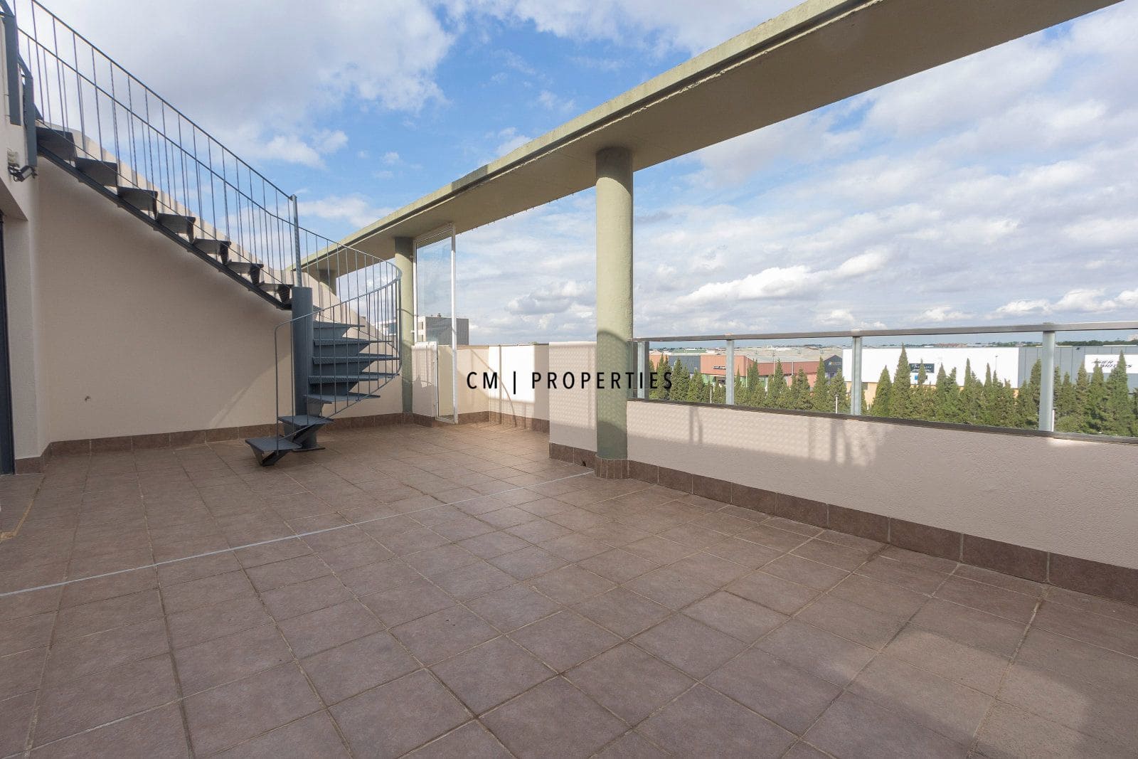 3 bedroom Penthouse for rent in La Pobla de Farnals with pool garage - € 1,300 (Ref: 9854614)