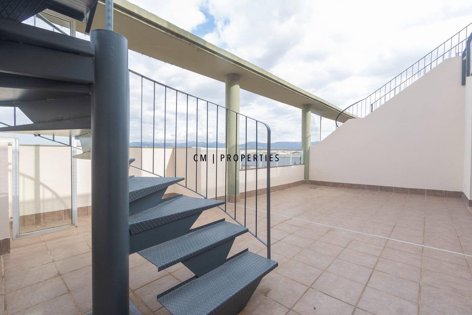 3 bedroom Penthouse for rent in La Pobla de Farnals with pool garage - € 1,300 (Ref: 9854614)