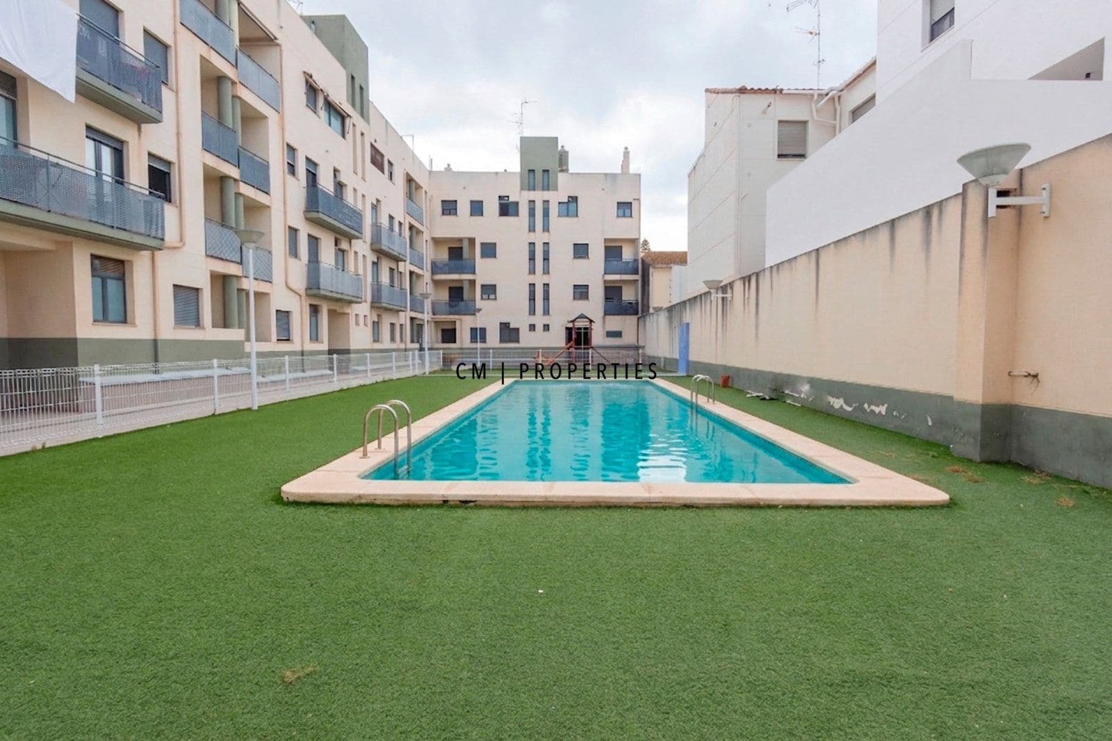 3 bedroom Penthouse for rent in La Pobla de Farnals with pool garage - € 1,300 (Ref: 9854614)