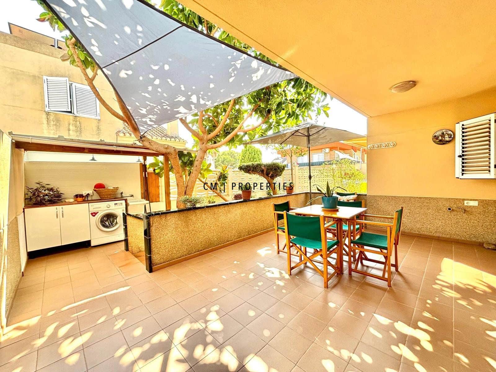 5 bedroom Townhouse for sale in Sagunto / Sagunt - € 350,000 (Ref: 9855933)