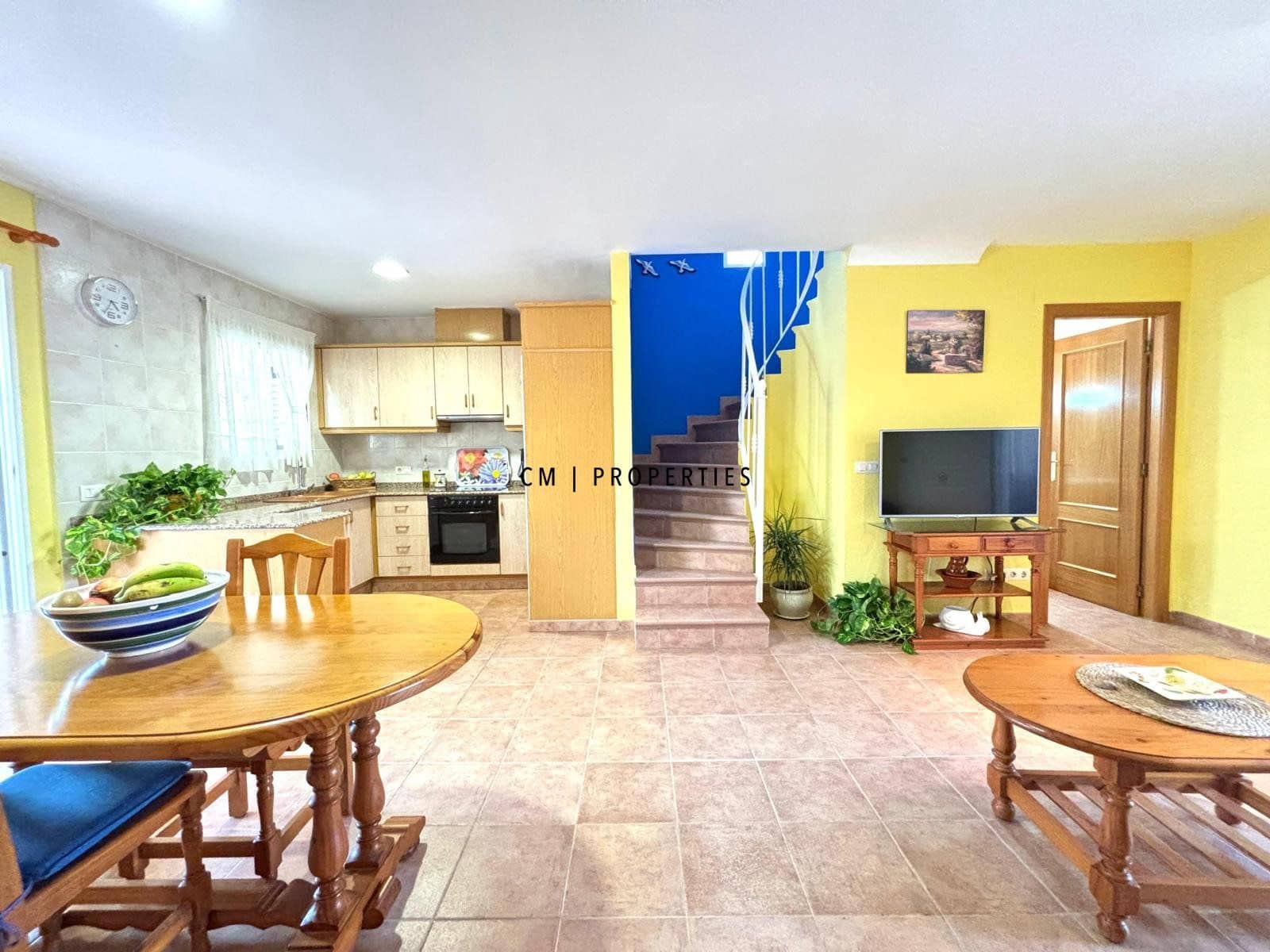 5 bedroom Townhouse for sale in Sagunto / Sagunt - € 350,000 (Ref: 9855933)